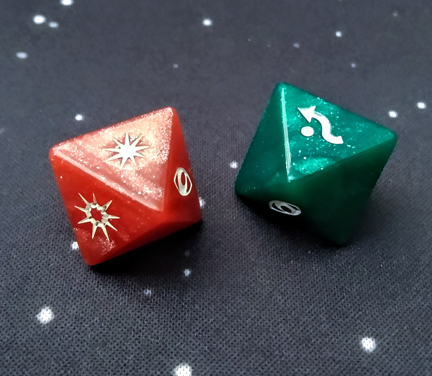 2018 Regional Promo Dice (1 Attack, 1 Defense)